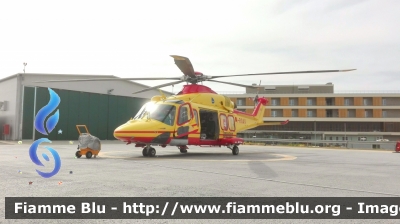 Agusta Westland AW139
Agusta Westland AW139
Elisoccorso Regionale della Toscana
Elicottero "Pegaso 2"
Base HEMS Grosseto presso l'ospedale Misericordia 
I-ROAV
*Notare i nuovi loghi regionali applicati*
- Si ringrazia il personale della base per la disponibilità-
Parole chiave: Agusta_westland_pegaso_grosseto_toscana