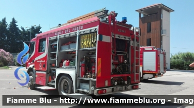 Volvo FL 280 IIi serie
Vigili del Fuoco
Comando Provinciale di Grosseto
Distaccamento Permanente di Orbetello
AutoPompaSerbatoio allestimento BAI
VF 25963
*Sì ringrazia il personale il turno per la cortesia*
