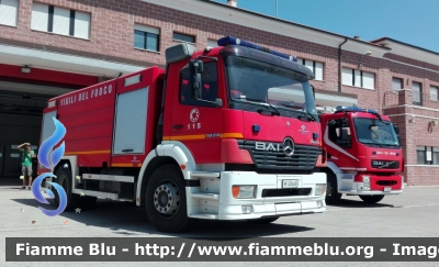 Mercedes-Benz Atego 1828 I serie
Vigili del Fuoco
Comando Provinciale di Grosseto
Distaccamento Permanente di Orbetello
AutoBottePompa allestimento BAI
VF 22449
*Si ringrazia il personale di turno per la cortesia*
