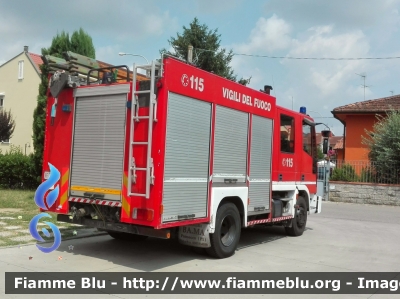 Iveco CityEuroFire 100E21 I serie
Vigili del Fuoco 
Comando Provinciale di Pisa
Distaccamento Volontario di San Miniato Basso 
AutoPompaSerbatoio allestimento Iveco-Magirus
VF 19869
