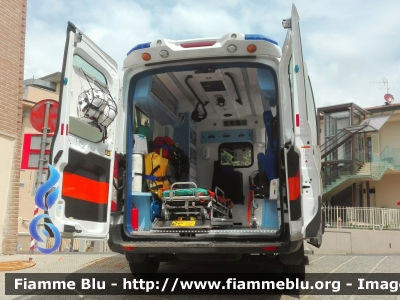 Ford Transit VIII serie
Misericordia Montelupo Fiorentino (FI)
Ambulanza BLSD Allestimento Alessi & Becagli
Codice mezzo: FIMM 56
Parole chiave: ford_transit_misericordia_montelupo_alessi_becagli