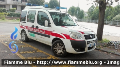 FIat Doblò II serie
Polizia Municipale Vinci
Sezione Distaccata Spicchio-Sovigliana (FI)
Ufficio Mobile
Allestito Ciabilli
Parole chiave: fiat_doblo_municipale_vinci