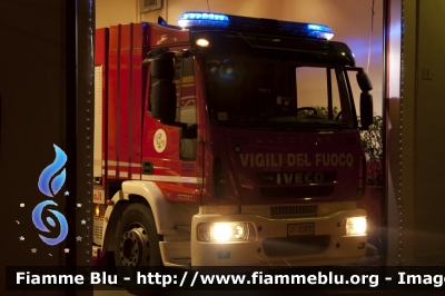 Iveco EuroCargo 180E30 III serie
Vigili del Fuoco
Comando Provinciale di Milano
Distaccamento Volontario di Abbiategrasso (MI)
AutoBottePompa allestimento Iveco-Magirus
VF 25830
Parole chiave: Iveco EuroCargo_180E30_IIIserie VF25830