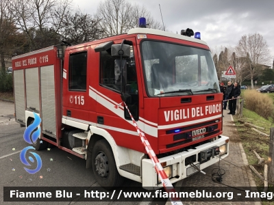 Iveco CityEurofire 100E21 I Serie
Vigili del Fuoco
Comando Provinciale di Viterbo
Ricondizionato con Livrea Supercity 2000
VF 19795
Parole chiave: Iveco CityEuroFire_100E21_Iserie VF19795