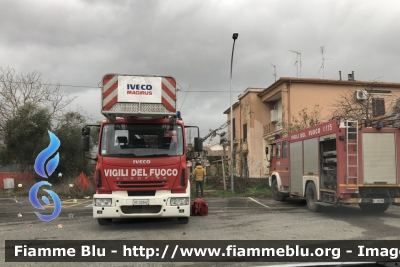 Iveco EuroFire 150E28 II serie
Vigili del Fuoco
Comando Provinciale di Viterbo
AutoScala da 30 metri allestimento Iveco-Magirus
VF 22942
Parole chiave: Iveco EuroFire 150E28 II serie Comando provinciale Viterbo