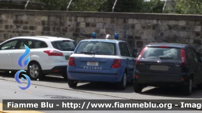 Fiat Stilo II serie
Polizia di Stato
Squadra Volante
POLIZIA F2178
Parole chiave: Fiat Stilo_IIserie