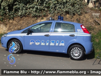 Fiat Grande Punto
Polizia di Stato
Parole chiave: Fiat Grande_Punto