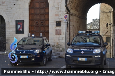 Fiat Nuova Panda II serie
Polizia Municipale Assisi (PG)
POLIZIA LOCALE YA 728 AD
Parole chiave: Fiat Punto_Evo PoliziaLocaleYA722AD Nuova_Panda_IIserie POLIZIALOCALEYA728AD