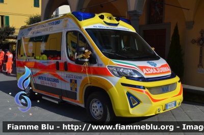 Fiat Ducato X290
Pubblica Assistenza Croce Oro Ponte Buggianese (PT)
Allestita MAF
Codice automezzo: 2755
Parole chiave: Fiat Ducato_X290 Ambulanza