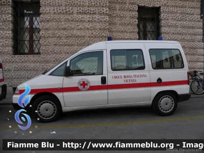 Fiat Scudo I serie
Croce Rossa Italiana
Comitato Locale di Vicenza
CRI A2942
Parole chiave: Fiat Scudo_Iserie CRIA2942