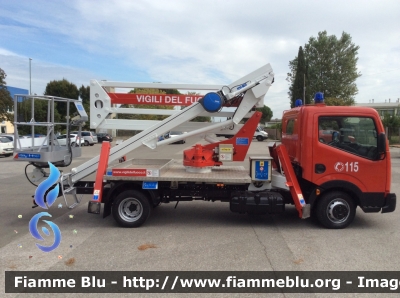 Nissan Cabstar 35.10 II serie
Vigili del Fuoco
Comando provinciale di Pisa
Distaccamento di Saline di Volterra
Piattaforma allestimento CTE
Parole chiave: Nissan Cabstar_35.10_IIserie