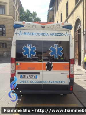 Fiat Ducato X250
Misericordia di Arezzo (Ar)
Allestimento Pegaso-Bollanti
Codice automezzo: M1
Codifica Radio: Mike 104
Parole chiave: Fiat Ducato_X250 Ambulanza