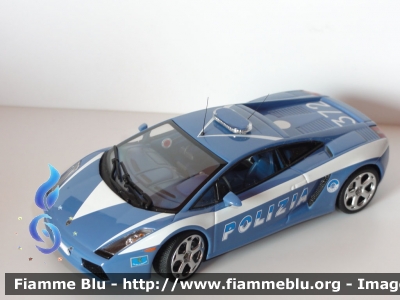 Lamborghini Gallardo I serie
Polizia di Stato 
Polizia Stradale
Modello in scala 1/43
Parole chiave: Lamborghini Gallardo_Iserie