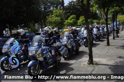 Bmw R850RT II serie
Polizia di Stato
Polizia Stradale
in scorta al Giro d'Italia 2015 
Parole chiave: BMW 850_RT_IIserie Giro_Italia_2015