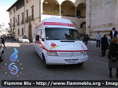 Mercedes-Benz Sprinter I Serie
Consociazione Nazionale dei Gruppi Fratres delle Misericordie d'Italia in uso al Gruppo Donatori di Sangue Fratres Prato
Allestitore Caba's
Restyling allestimento e livrea CVS 
Parole chiave: Fratres autoemoteca prato CVS