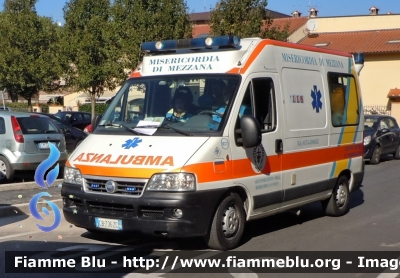 Fiat Ducato III serie
Arciconfraternita della Misericordia di Prato
Confraternita di Mezzana
Allestita Mariani Fratelli
Codice Mezzo M371
Parole chiave: Fiat Ducato_IIIserie Ambulanza