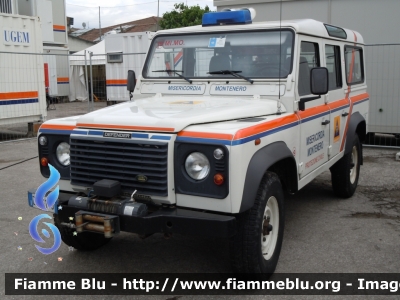 Land-Rover Defender 110
Misericordia di Montenero (LI)
Protezione Civile
Parole chiave: Land-Rover Defender_110