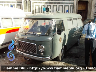 Fiat 238 I serie
Misericordia di Firenze (FI)
Allestita Mariani Fratelli
Automezzo esposto a Firenze - Piazza del Duomo 
in occasione della manifestazione "D'epoca 770" organizzata dalla
Misericordia di Firenze.
Parole chiave: Fiat 238_D&#039;epoca770