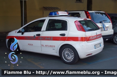 Fiat Grande Punto
Polizia Municipale
Comune di Pescia (PT)
Allestita Ciabilli
CODICE AUTOMEZZO: 4
Parole chiave: Fiat GrandePunto