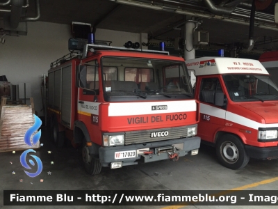 Iveco Zeta 65-12
Vigili del Fuoco
Comando Provinciale di Pistoia
Distaccamento Permanente di Montecatini Terme
Polisoccorso allestimento Baribbi
VF 17020
Parole chiave: Iveco-Zeta 65-12 vf17020