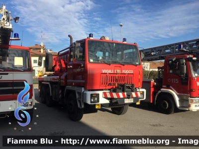 Astra BM305F
Vigili del Fuoco
Comando Provinciale di Pistoia
Autogru Allestimento Cormach
VF 17033
Parole chiave: Astra BM305F VF17033 Santa_Barbara_2017