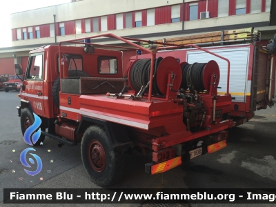 Iveco VM90
Vigili del Fuoco
Comando Provinciale di Pistoia
Allestimento Iveco-Magirus
VF 18098
Parole chiave: Iveco VM90 VF18098 Santa_Barbara_2017