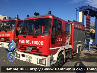 Iveco CityEuroFire 100E21 I serie
Vigili del Fuoco
Comando Provinciale di Pistoia (Pt)
AutoPompaSerbatoio allestimento Iveco-Magirus
VF 19825
Parole chiave: Iveco CityEuroFire_100E21_Iserie VF19825 Santa_BArbara_2017