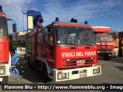 Iveco CityEuroFire 100E21 I serie
Vigili del Fuoco
Comando Provinciale di Pistoia (Pt)
AutoPompaSerbatoio allestimento Iveco-Magirus
VF 19825
Parole chiave: Iveco CityEuroFire_100E21_Iserie VF19825 Santa_BArbara_2017