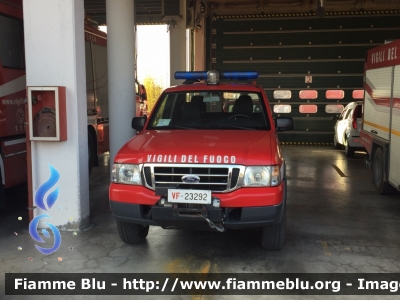 Ford Ranger V serie
Vigili del Fuoco
Comando Provinciale di Pistoia
Distaccamento di Montecatini Terme
VF 23292
Parole chiave: Ford Ranger_Vserie VF23292