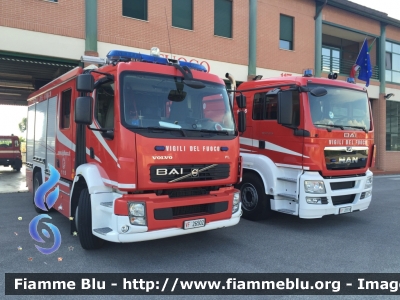 Volvo FL 290 III serie
Vigili del Fuoco
Comando Provinciale di Pistoia
Distaccamento Permanente di Montecatini Terme
AutoPompaSerbatoio allestimento Bai
VF 26502
Parole chiave: Volvo FL_290_IIIserie vf26502