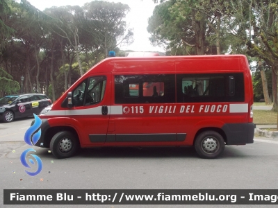 Citroen Jumper III serie
Vigili del Fuoco
Comando Provinciale di Firenze
VF 26877
Veicolo equipaggiato con Dae e attrezzatura Saf
Scorta al Giro d'Italia 2015
Montecatini Terme
Parole chiave: Citroen Jumpy_III_Girod'Italia2015