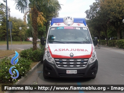 Renault Master IV serie
Croce Rossa Italiana
Comitato Locale di Lipomo (CO)
Allestita Aricar
CRI 222 AD 
CODICE AUTOMEZZO:
22-12-04
Scorta al Giro d'Italia 2015
Montecatini Terme
Parole chiave: Renault Master_IVserie CRI222AD Giro_Italia_2015