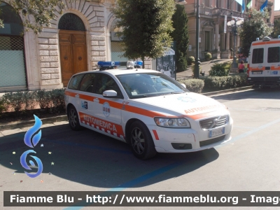 Volvo V50 II Serie
Azienda Usl 3 di Pistoia (PT)
Automedica 
Allestita Maf
CODICE AUTOMEZZO: 12
"Soccorso Sanitario Mondiali di Ciclismo 2013"
Montecatini Terme (PT)
Parole chiave: Volvo V-50IIserie