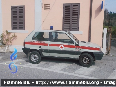  Fiat Panda 4x4 II serie
Croce Rossa Italiana
Comitato Provinciale di Pistoia (PT)
Attivita' Emergenza
Allestita Alessi & Becagli
CRI 939 AB
CODICE AUTOMEZZO
PT-51-59-21

	
Parole chiave: Fiat Panda_4X4_II