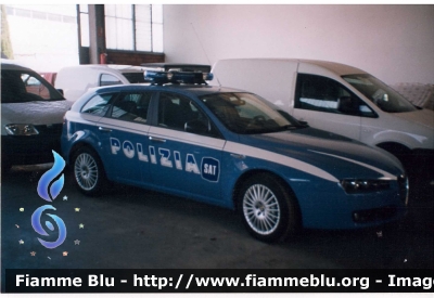 Alfa Romeo Alfa 159 Sportwagon
Polizia Stradale
in servizio sulla SAT
Veicolo in allestimento
POLIZA F5676
Allestita Giorgetti Car
Si ringrazia il titolare dell'azienda Giorgetti Car per la disponibilita' dimostrata. 


Parole chiave: AlfaRomeo Alfa159_Sorttwagon