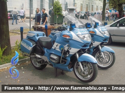 Bmw R850RT II serie
Polizia di Stato
Polizia Stradale
POLIZIA G0499
POLIZIA G0107
Parole chiave: Bmw R850_II