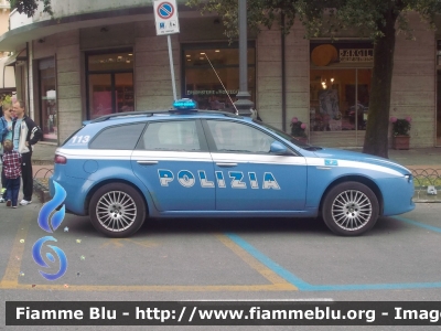 Alfa Romeo 159 Sportwagon Q4
Polizia di Stato
Polizia Stradale
POLIZIA H0768
Parole chiave: AlfaRomeo 159_SportwagonQ4