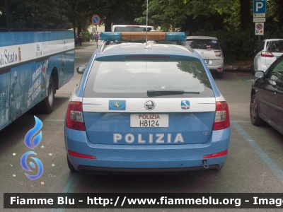 Skoda Octavia Wagon IV serie
Polizia di Stato
Polizia Stradale in servizio sulla rete autostradale di Autostrade per l'Italia
POLIZIA H8124
Parole chiave: Skoda Octavia_Wagon_IV