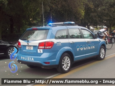 Fiat Freemont
Polizia di Stato
Polizia Stradale
POLIZIA H8781
Scorta al Giro d'Italia 2015
Montecatini Terme
Parole chiave: Fiat Freemont Giro_Italia_2015