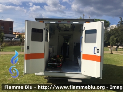 Fiat Ducato X290
Misericordia di Pistoia
Allestita Mariani Fratelli
Parole chiave: Fiat Ducato_X290 Ambulanza