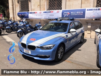 Bmw 318 Touring F31 restyle 
Polizia di Stato
Polizia Stradale
Allestimento Marazzi
Decorazione grafica Artlantis
Scorta  "1000 Miglia 2017"
POLIZIA M1059
Parole chiave: Bmw 318_Touring_f31_Restyle