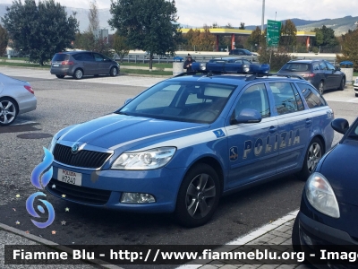 Skoda Octavia Wagon III serie 
Polizia Stradale
in servizio sulla rete autostradale di Autostrade per l'Italia (A11 Firenze - mare) 
POLIZIA H7240
Parole chiave: Skoda Octavia_WagonIII