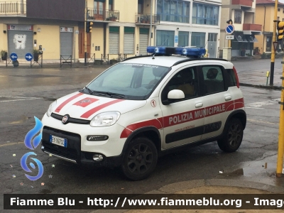 Fiat Nuova Panda 4x4 II serie
Polizia Municipale
Comune di Montale (PT)
Parole chiave: Fiat Nuovapanda_4x4_II