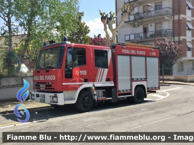 Iveco CityEuroFire 100E21 I serie 
Vigili del Fuoco
Comando Provinciale di Pistoia (Pt)
AutoPompaSerbatoio allestimento Iveco-Magirus
VF 19825
Parole chiave: Iveco CityEuroFire_100e21_I