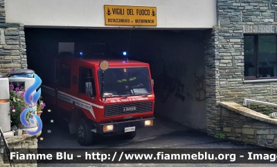 Baribbi 70 4x4
Vigili del Fuoco
Comando Provinciale di Aosta
Distaccamento Volontario di Valtournenche (AO)
Postazione di Breuil Cervinia
Parole chiave: Baribbi 70