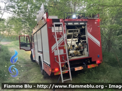 Iveco EuroFire 150E27 I serie
Vigili del Fuoco
Comando Provinciale di Pavia
Distaccamento Volontario di Garlasco
Autopompaserbatoio allestimento 
Iveco-Magirus
Ricondizionata Fortini
VF 18982
