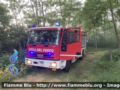 Iveco EuroFire 150E27 I serie
Vigili del Fuoco
Comando Provinciale di Pavia
Distaccamento Volontario di Garlasco
Autopompaserbatoio allestimento 
Iveco-Magirus
Ricondizionata Fortini
VF 18982
