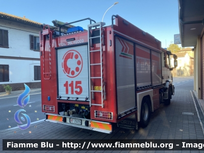 Iveco EuroCargo 140E25 IV serie
Vigili del Fuoco
Comando Provinciale di Pavia
Distaccamento Volontario di Garlasco
AutoPompaSerbatoio  
Allestimento Fortini
VF 29235
