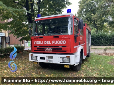 Iveco EuroFire 150E27 I serie
Vigili del Fuoco
Comando Provinciale di Pavia
Distaccamento Volontario di Garlasco
Autopompaserbatoio allestimento 
Iveco-Magirus
Ricondizionata Fortini
VF 18982
