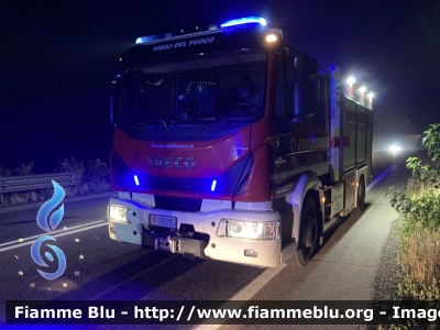 Iveco EuroCargo 140E25 IV serie
Vigili del Fuoco
Comando Provinciale di Pavia
Distaccamento Volontario di Garlasco
AutoPompaSerbatoio  
Allestimento Fortini
VF 29235
